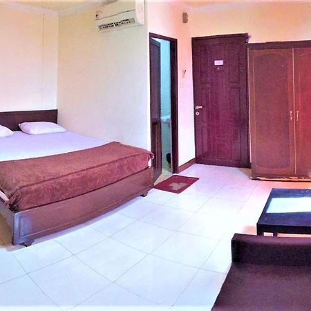 Hotel Aroma Inn Pontianak Εξωτερικό φωτογραφία