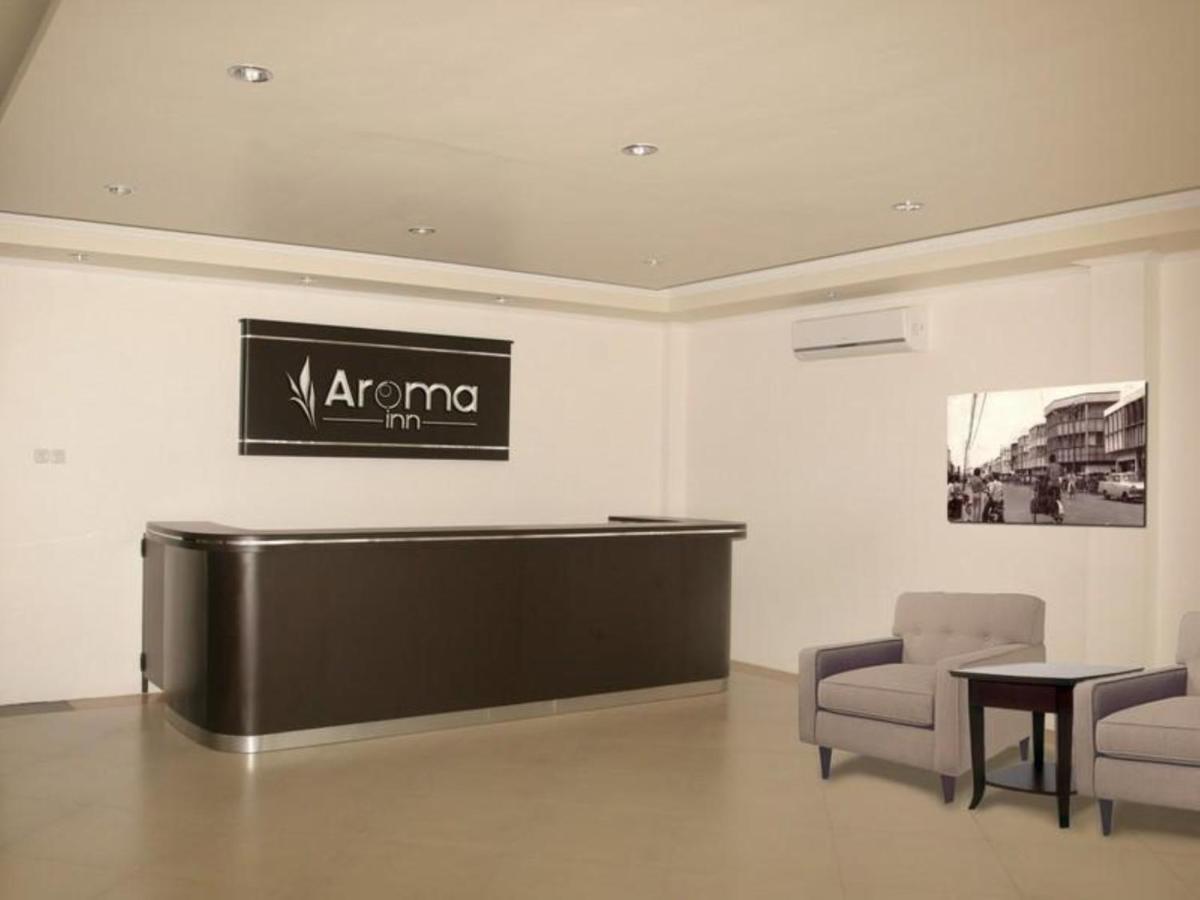 Hotel Aroma Inn Pontianak Εξωτερικό φωτογραφία