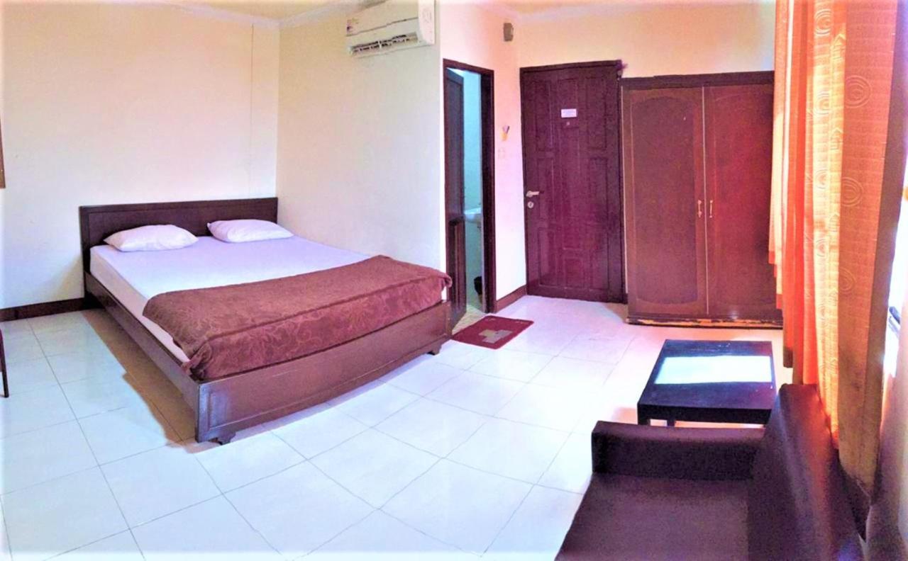 Hotel Aroma Inn Pontianak Εξωτερικό φωτογραφία